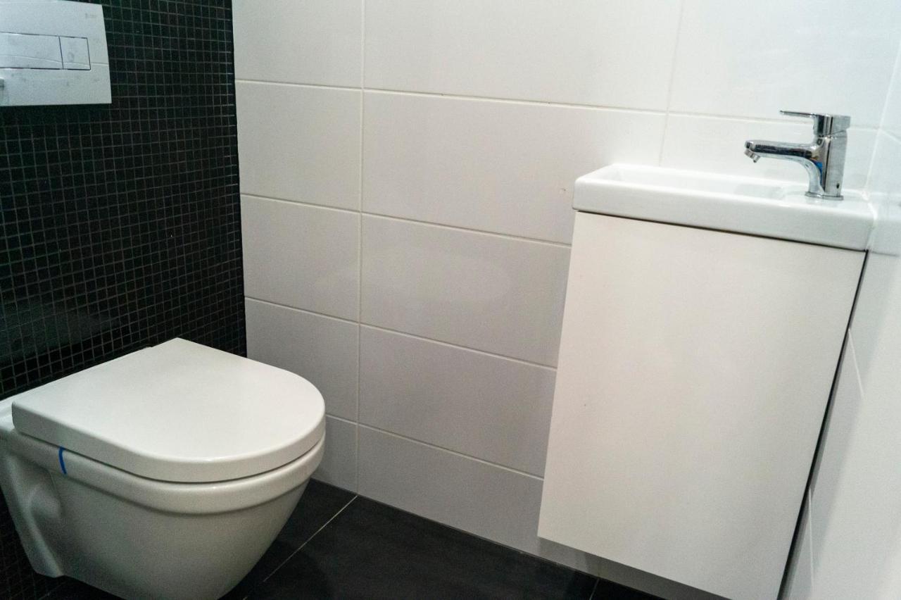 Krejcarek Garden Apartment Прага Екстер'єр фото